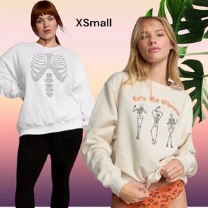 NEW X-SMALL VS  PINK halloween CAMPUS SWEATSHIRT set of 2